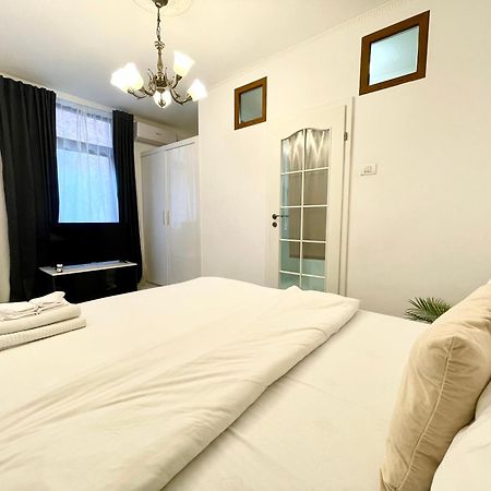 Point 0 Apartment Bukares Bagian luar foto