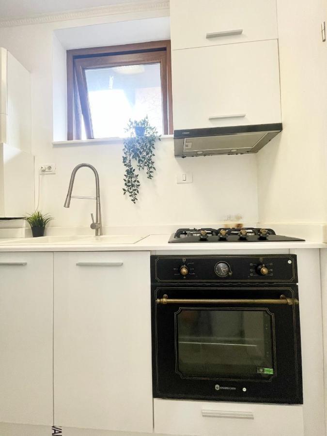 Point 0 Apartment Bukares Bagian luar foto