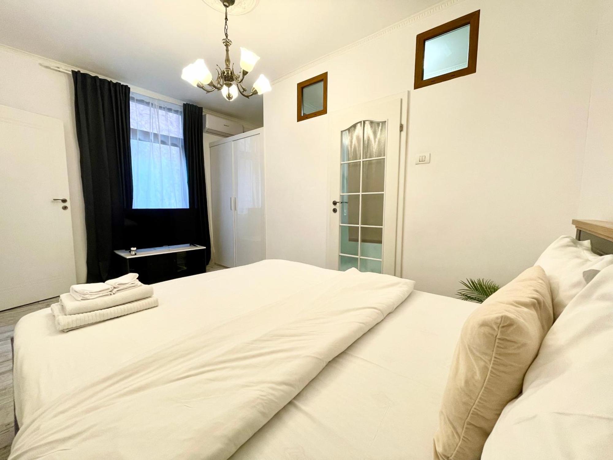 Point 0 Apartment Bukares Bagian luar foto